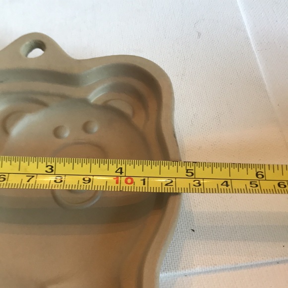 Little Piggy Cookie Mold - Picture 4 of 5